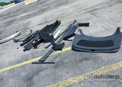 2022 Tesla Model Y Long Range Dual Motor All-Wheel Drive из США, поврежденный, VIN 7SAYGDEE5NF462205